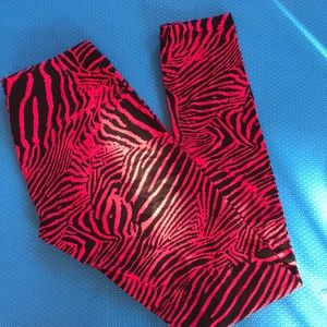 🎉💕NWOT🎉💕  FUN LEGGINGS!!!!